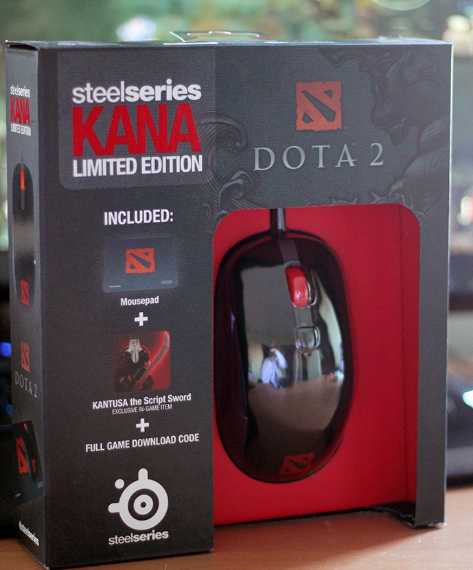Киберспортсмен по DotA 2 попал на коробку с игровой мышью - Изображение 1 Киберспортсмен по DotA 2 попал на коробку с игровой мышью - Изображение 1