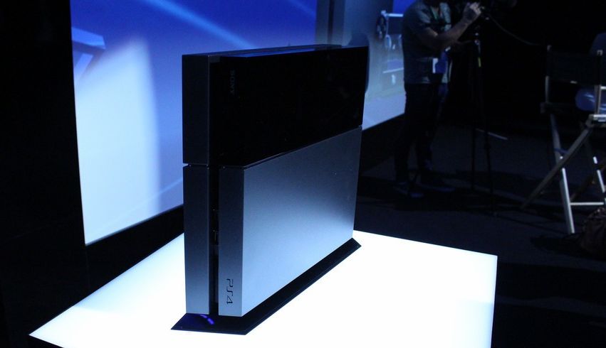 В марте Xbox One снова уступила PS4 по продажам в США
- Изображение 1 В марте Xbox One снова уступила PS4 по продажам в США
- Изображение 1